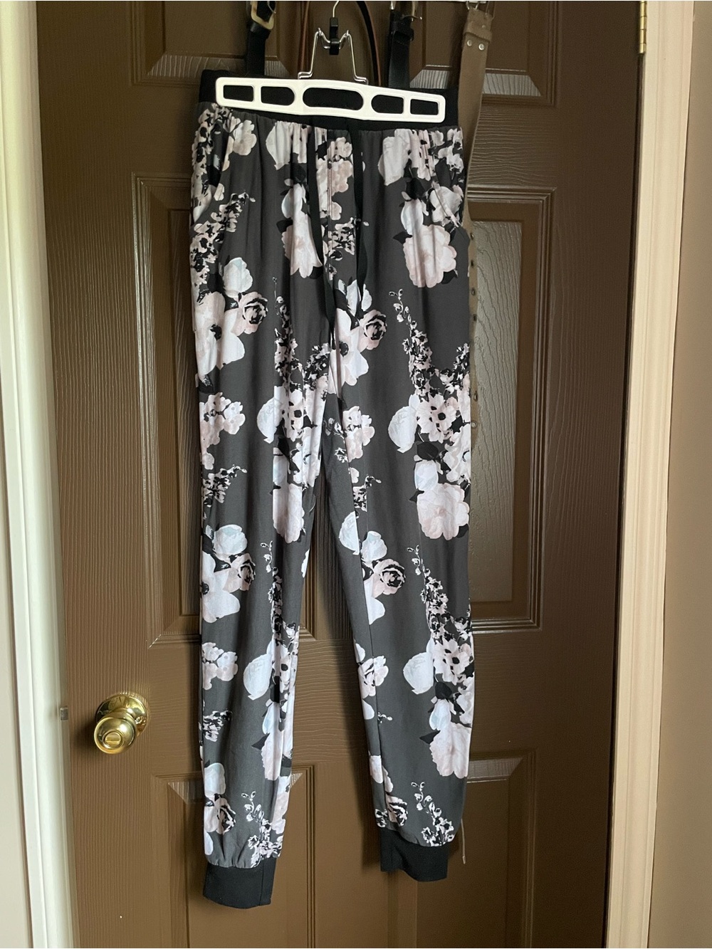 Ardene Black Floral Jogger Pants with Blush Accents